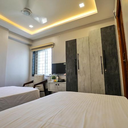 Hotel Ceasta, Beside Us Consulate Hyderabad, Gachibowli Gundipet Εξωτερικό φωτογραφία
